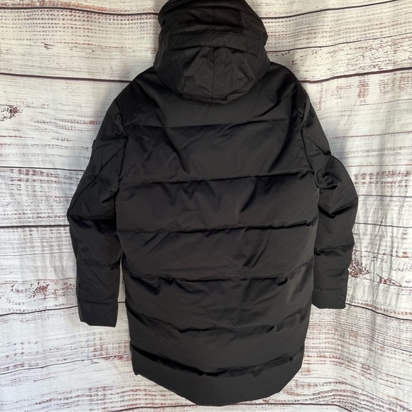 Men’s Tumi Arctic Parka - Picture 2 of 10